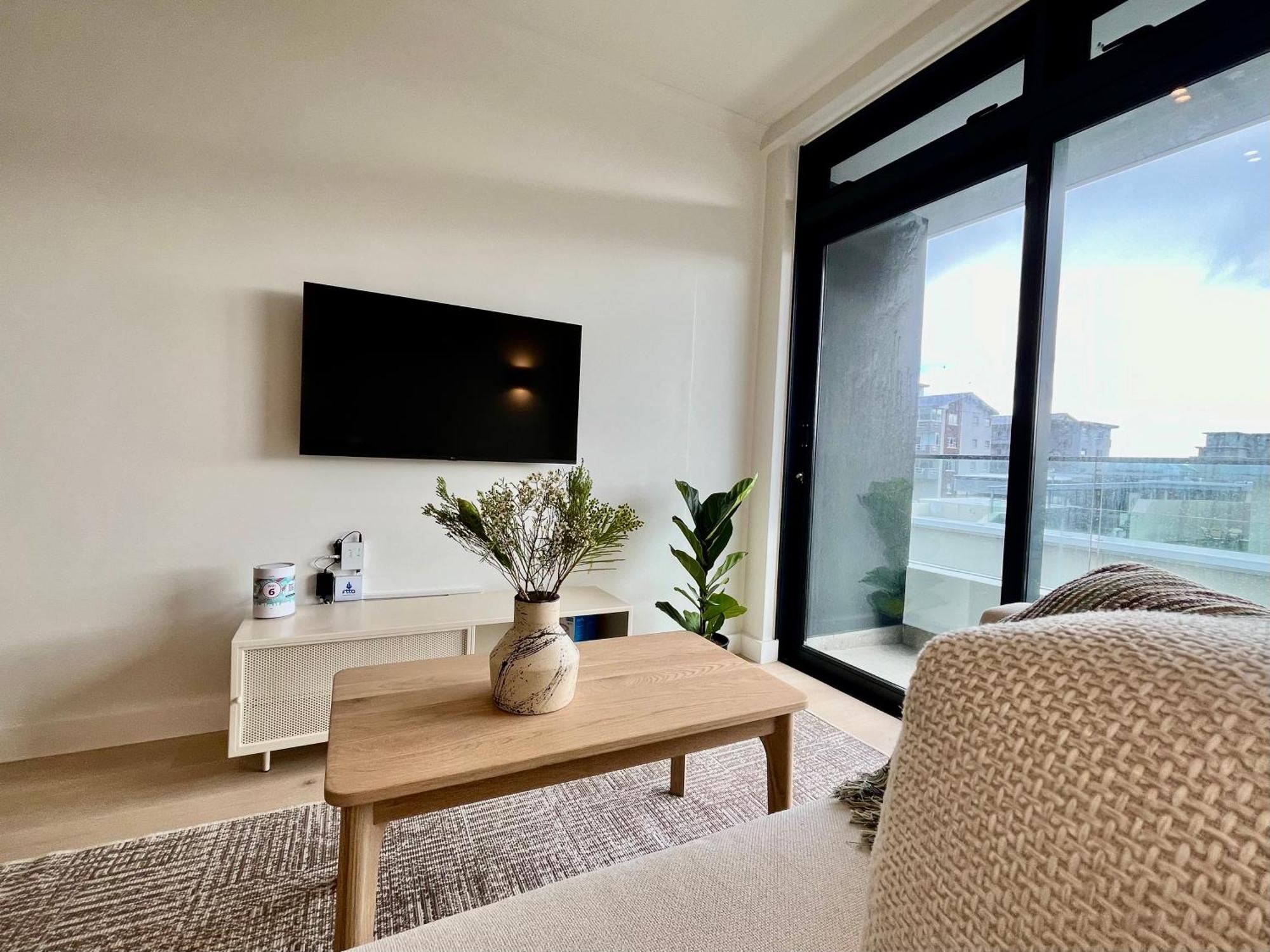 Stylish 1-full Bedroom With A Separate Living Room, Workspace And Kitchen Close To The And V&a In Apartment *