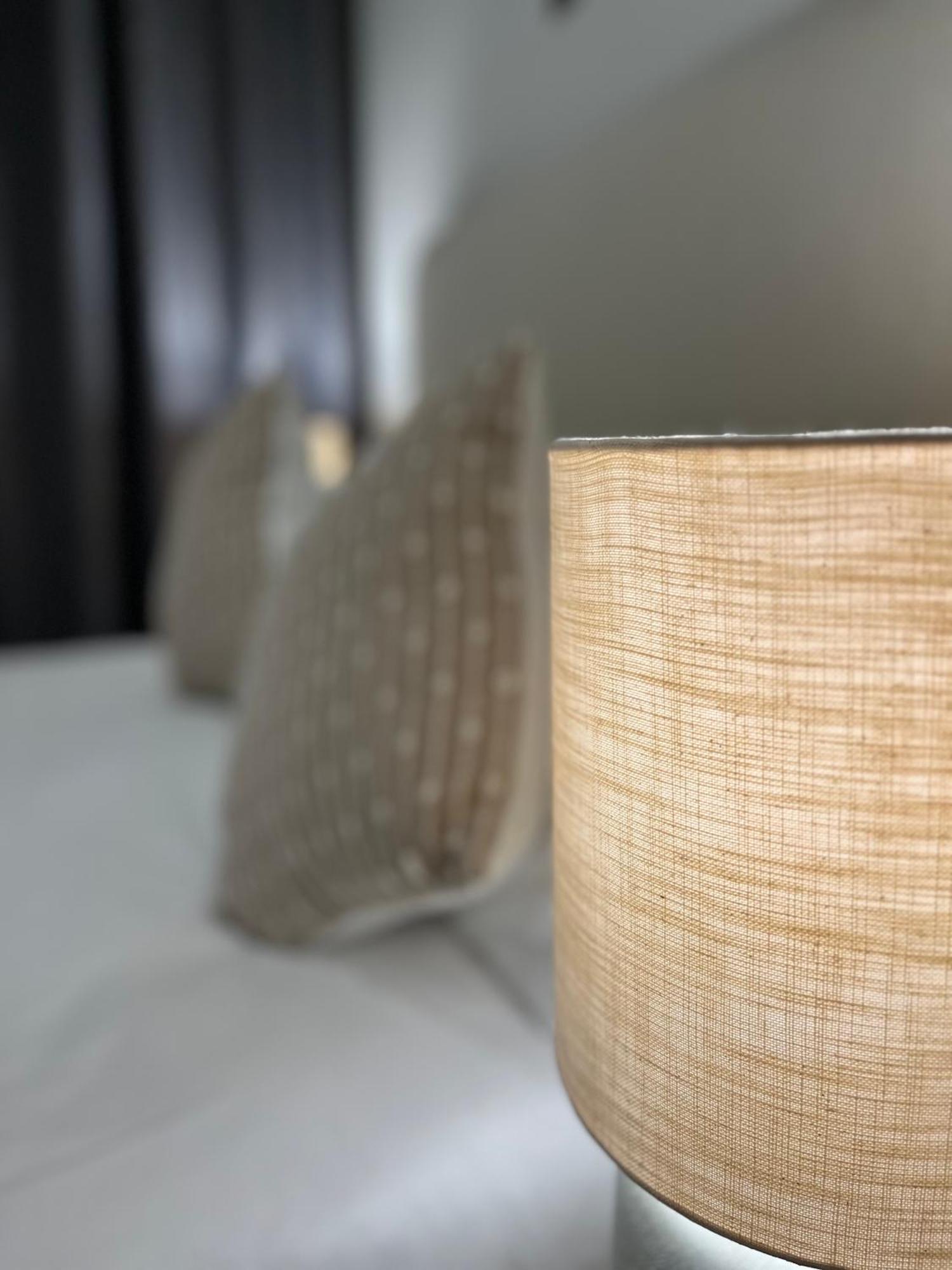 Stylish 1-full Bedroom With A Separate Living Room, Workspace And Kitchen Close To The And V&a In * Cape Town